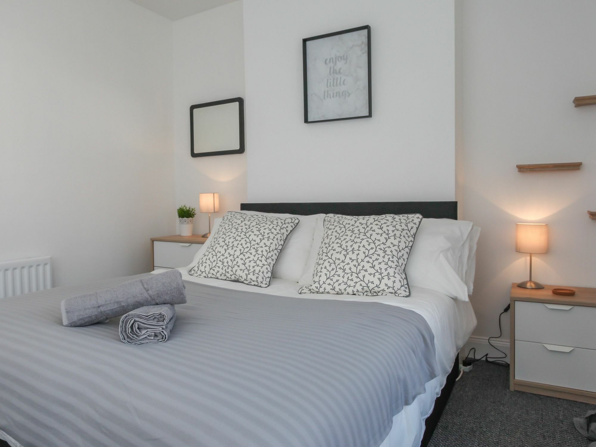 Kingston Serviced Accommodation - Donegall Avenue Belfast Kültér fotó