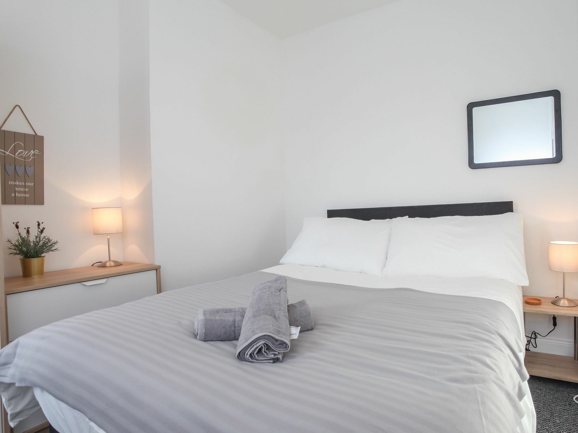 Kingston Serviced Accommodation - Donegall Avenue Belfast Kültér fotó